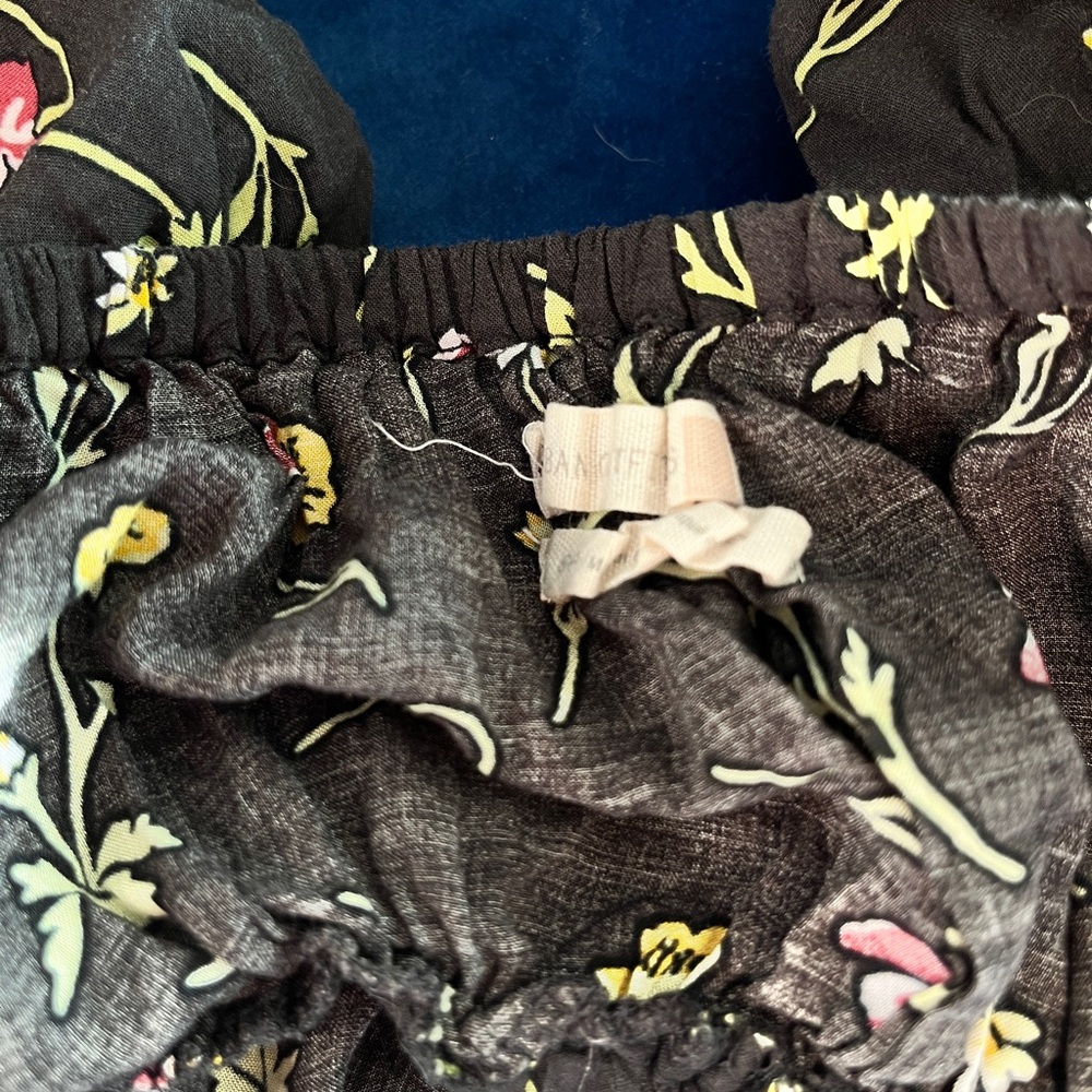 altered uo floral top 🌺 - Picture 5 of 5